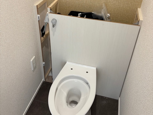 �V�X�e���g�C���̐ݒu�ł��i�����̓g�b�v�摜�Łj