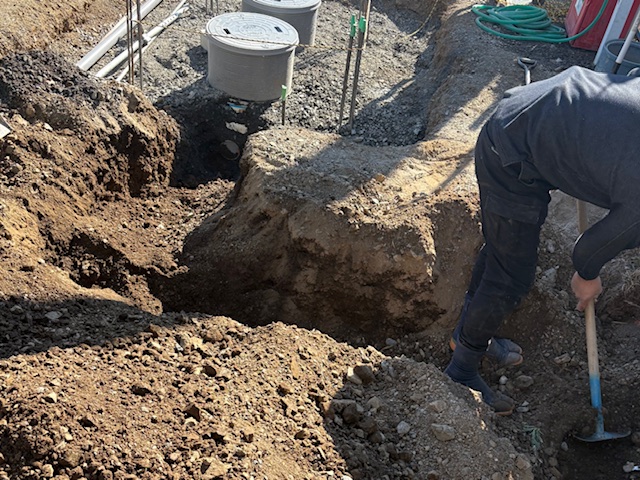 �ĒÎs �s�l�@ �V�z���r��(���O�z��)