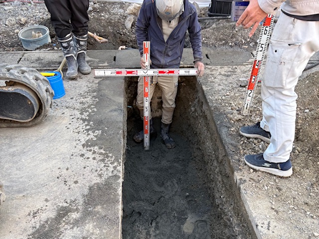 �ĒÎs �g�l�@ �V�z���r��(�����H��)